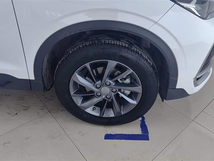 Geely Coolray 2025 2025款 缤越L 1.5TD DCT 星钻