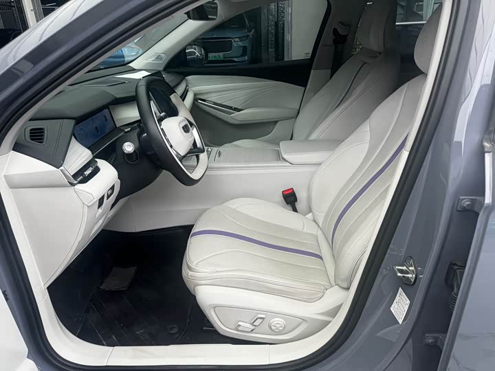 Geely Preface L 2024 2024款 油混 1.5TD 天宫版