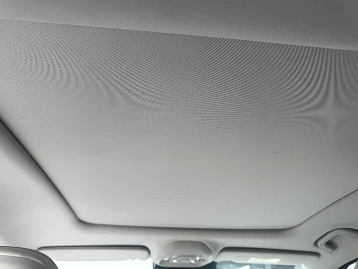 Geely Preface L 2024 2024款 油混 1.5TD 天宫版
