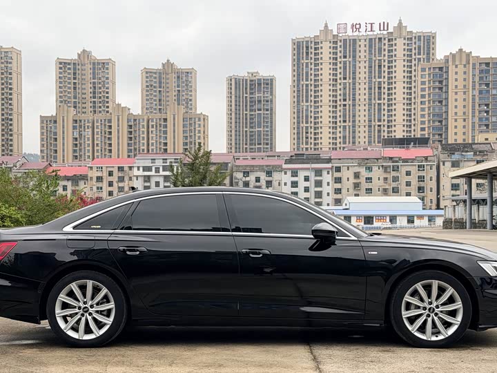Zdjęcie 4 - Audi A6L