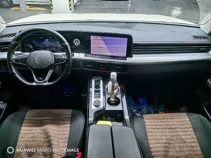 Volkswagen Tavendor 2024 2024款 380TSI 四驱R-Line巡游版