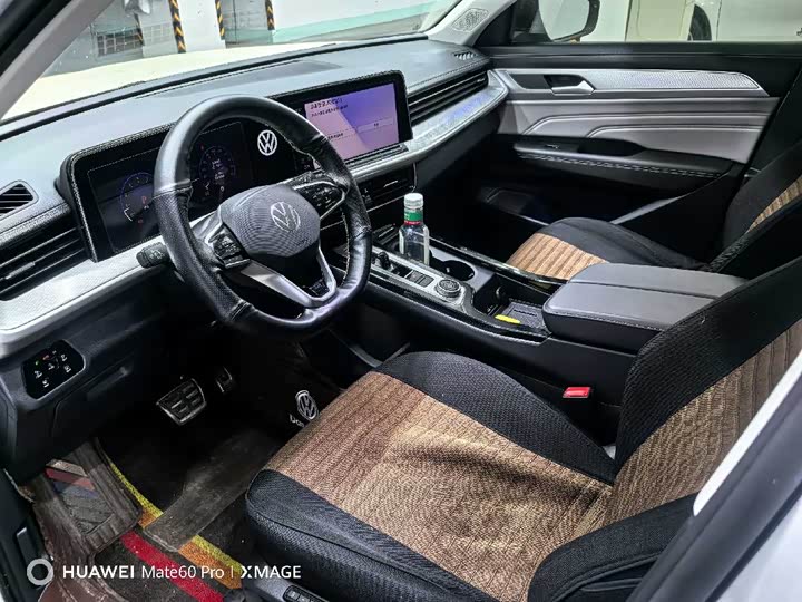 Volkswagen Tavendor 2024 2024款 380TSI 四驱R-Line巡游版