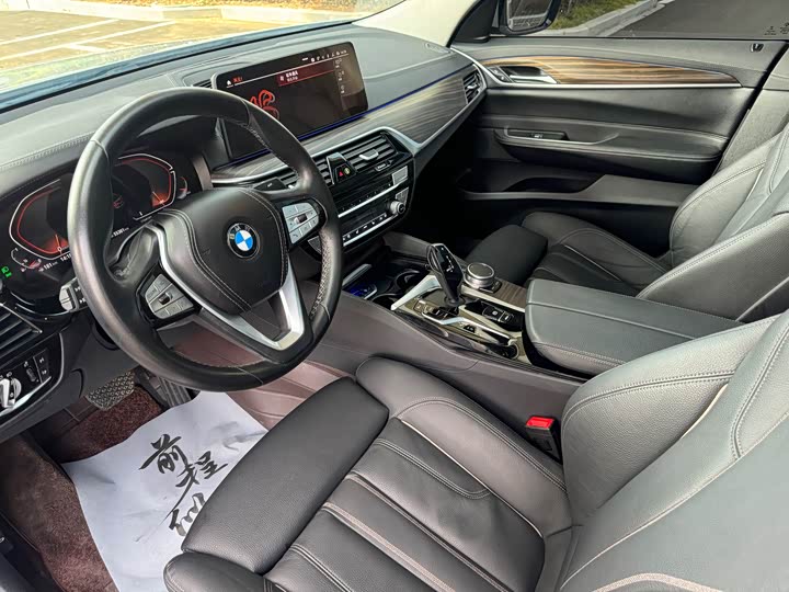 BMW 6 Series GT 2022 2022款 630i 豪华设计套装