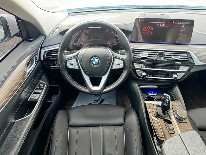 BMW 6 Series GT 2022 2022款 630i 豪华设计套装