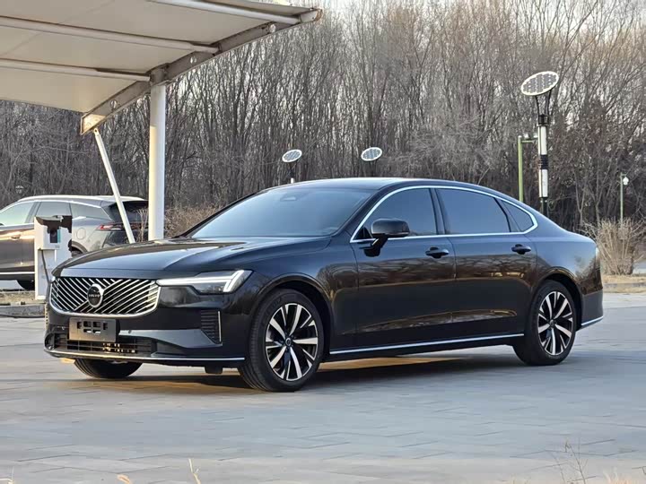 Volvo S90 2026 2026款 B5 智逸豪华版