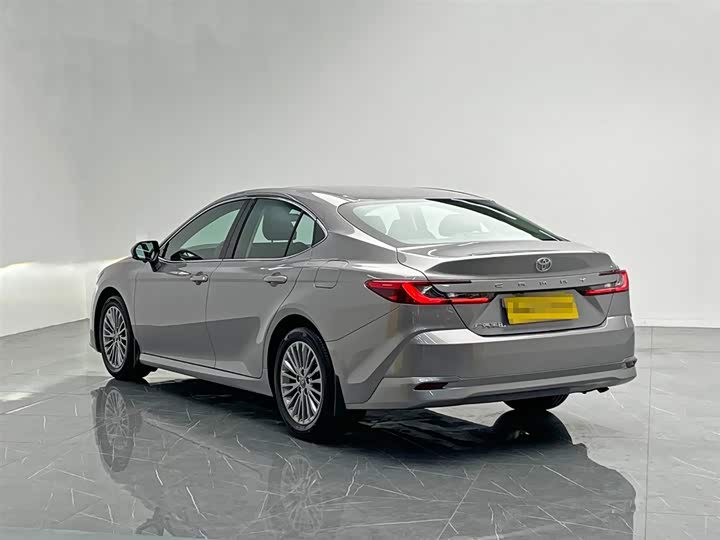 Toyota Camry 2026 2026款 2.0E 精英版