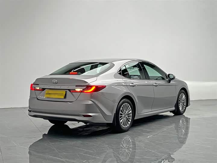 Toyota Camry 2026 2026款 2.0E 精英版