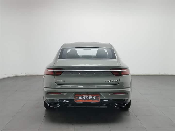 Фото 4 - Geely Preface
