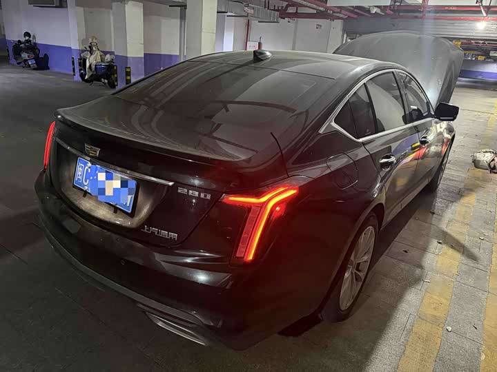 Фото 2 - Cadillac CT5