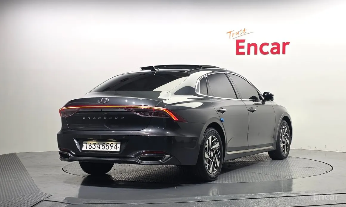Zdjęcie 2 - Hyundai Grandeur