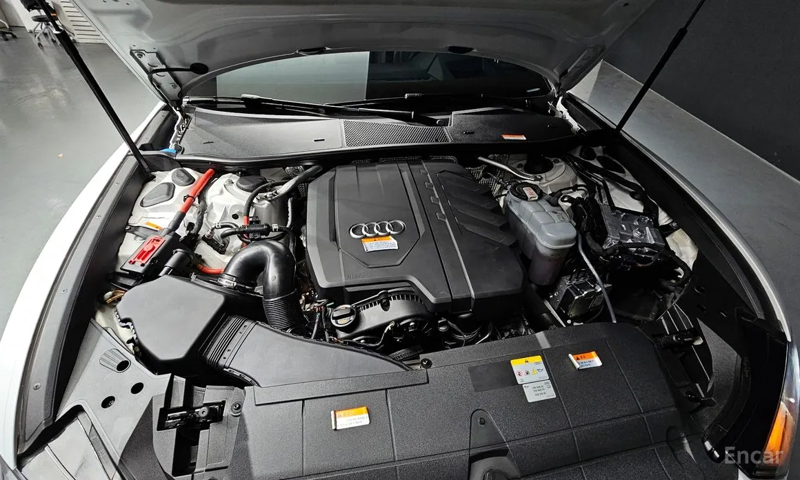Audi A6 2019 45 TFSI Quattro Premium