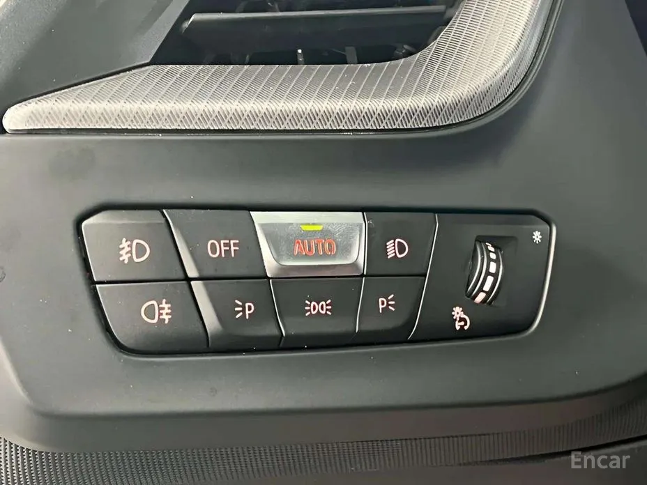 BMW 2 Series 2020 220i M Sports