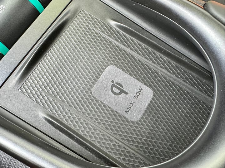 Фото 9 - BYD Dolphin