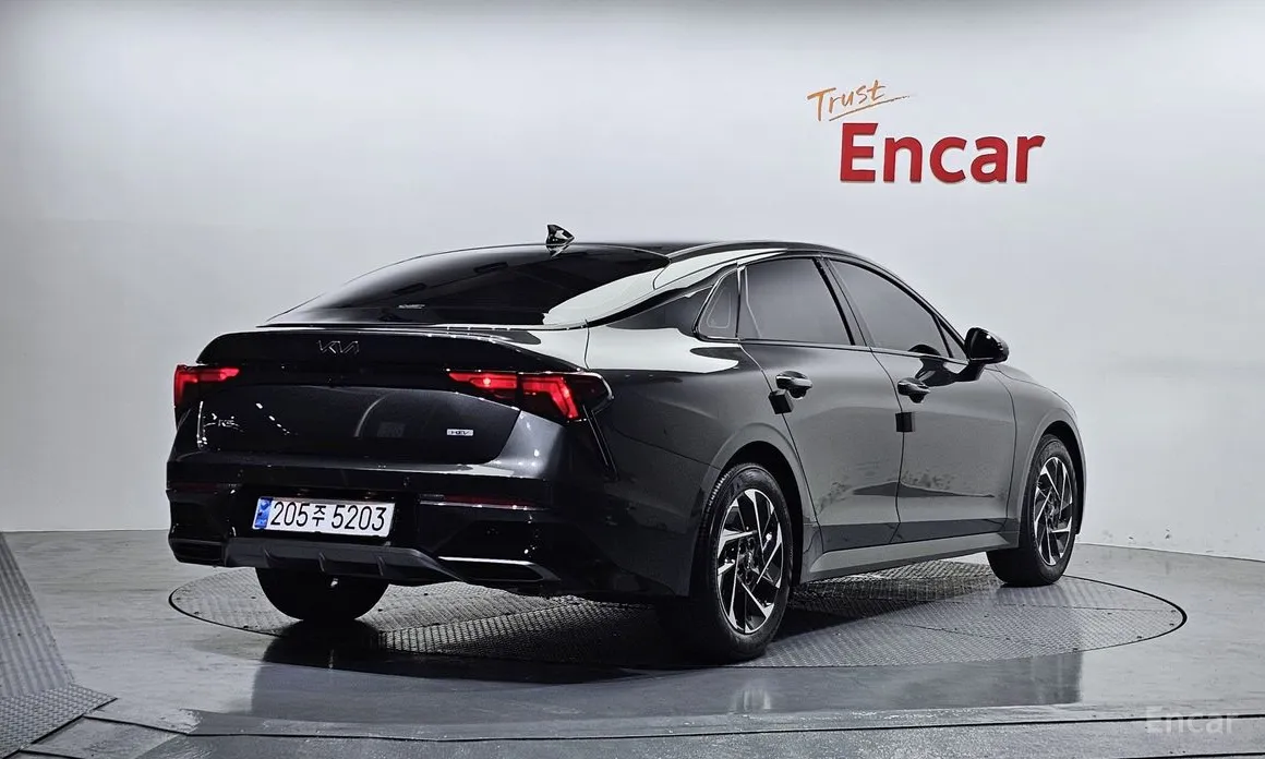 2023 Kia K5