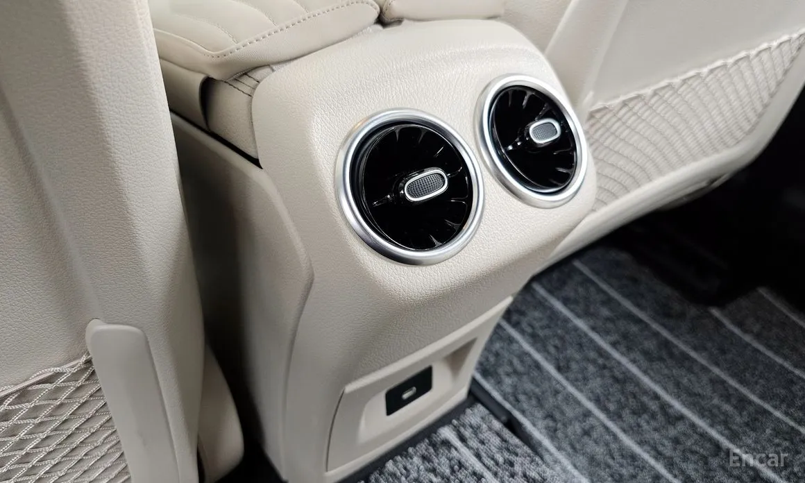 Фото 19 - Mercedes-Benz A-Class