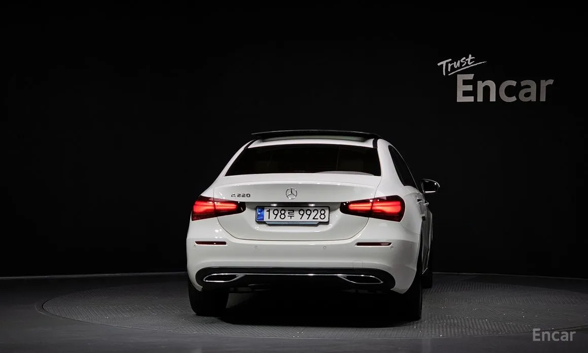 Фото 4 - Mercedes-Benz A-Class