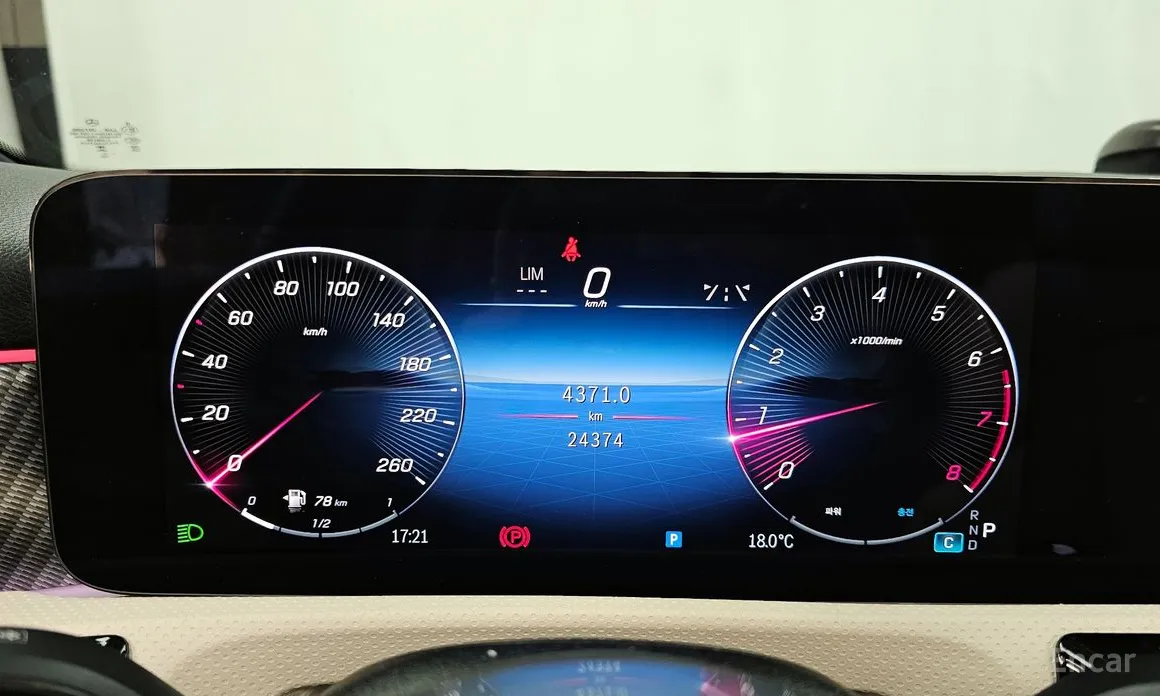 Фото 8 - Mercedes-Benz A-Class