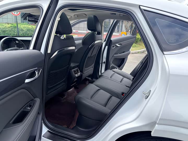Geely Tugella 2020 2020款 高能版 350T 耀星者