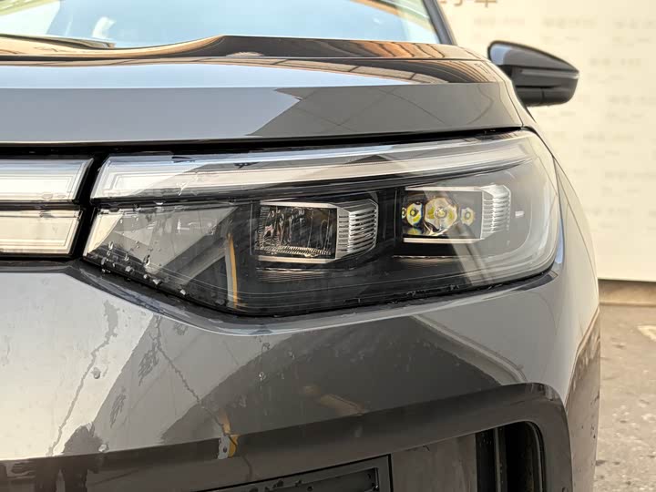 Фото 2 - Volkswagen Tayron