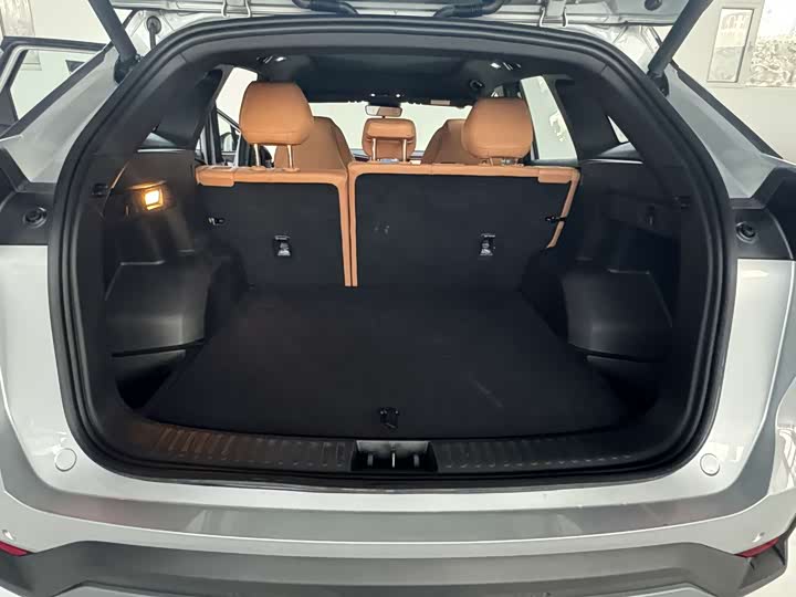 Geely Galaxy L7 2025 2025款 EM-i 115km 探索+版