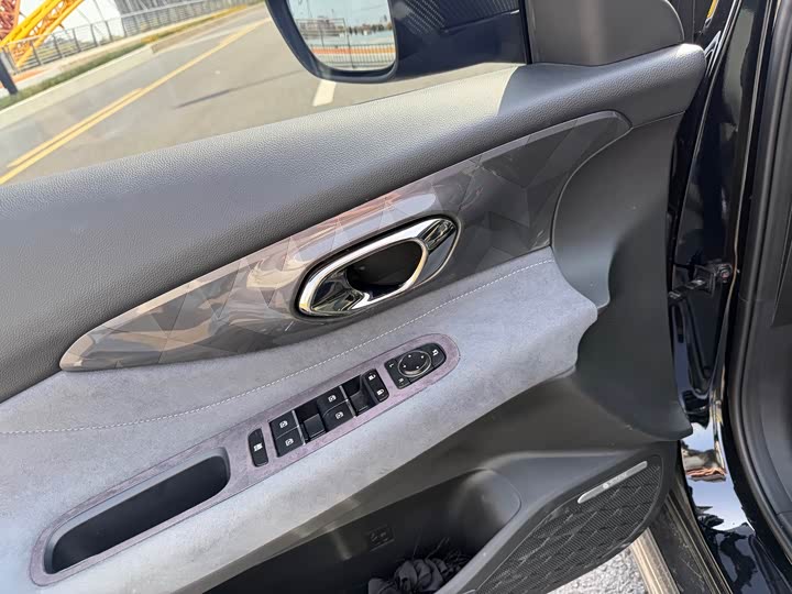 GAC Trumpchi Empow R 2024 2024款 400T 自动 影豹R MAX版