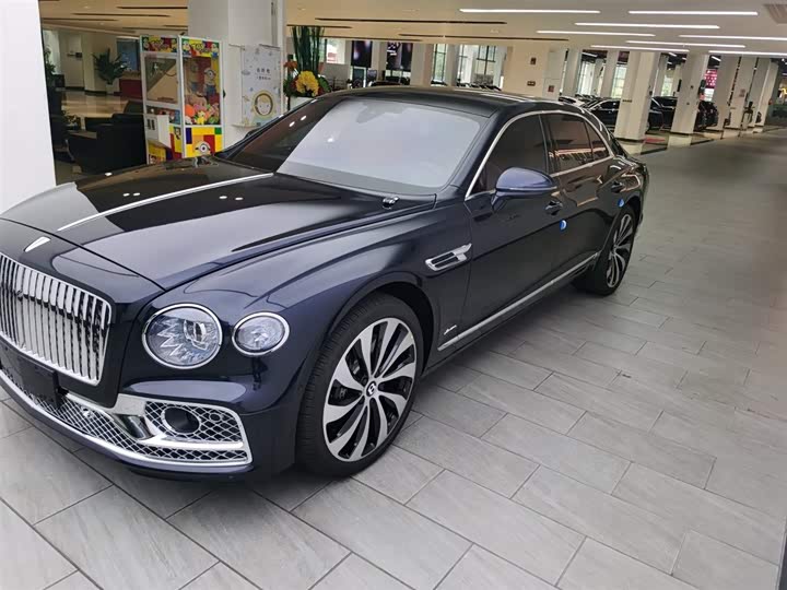 Bentley Flying Spur 2024 2024款 4.0T V8 雅度版
