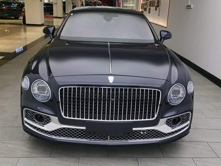 Bentley Flying Spur 2024 2024款 4.0T V8 雅度版
