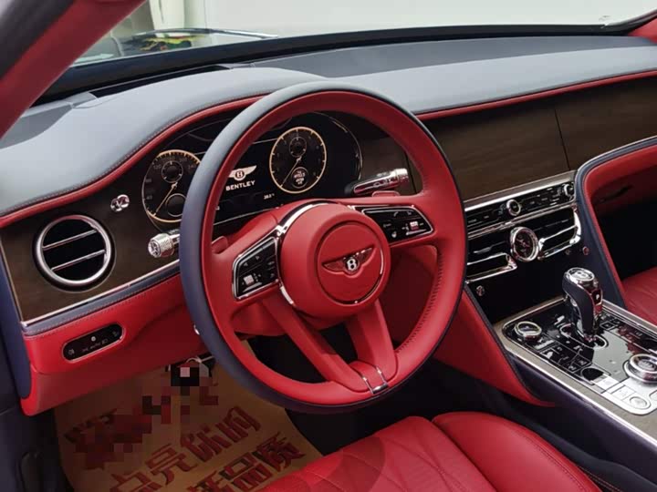 Bentley Flying Spur 2024 2024款 4.0T V8 雅度版