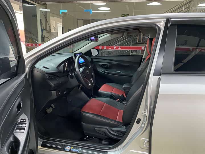 Toyota Vios 2022 2022款 1.5L 20周年纪念版