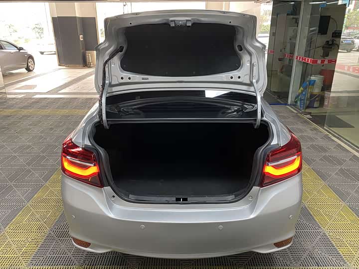 Toyota Vios 2022 2022款 1.5L 20周年纪念版