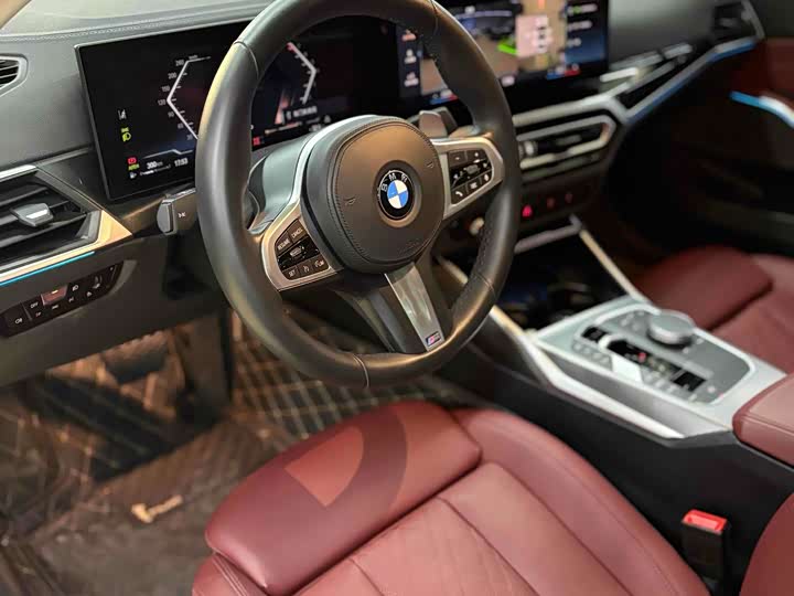 Zdjęcie 4 - BMW 3 Series