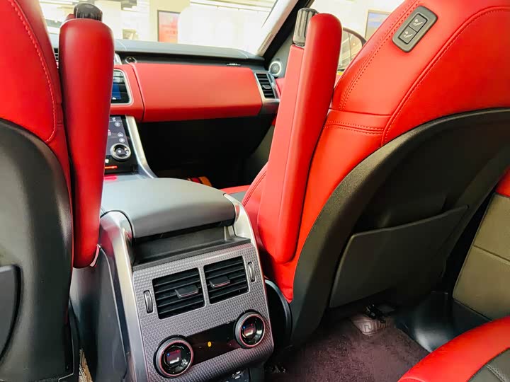 Фото 8 - Land Rover Range Rover Sport