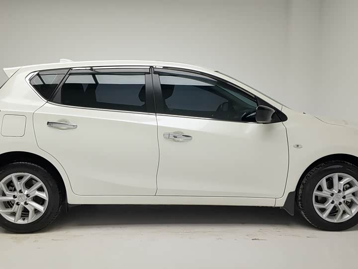 Nissan Tiida 2021 2021款 1.6L CVT酷动版