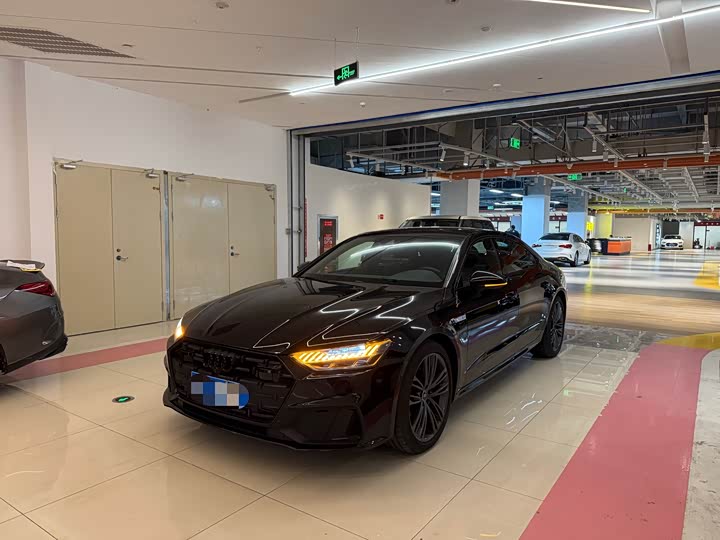 Photo 1 - Audi A7L