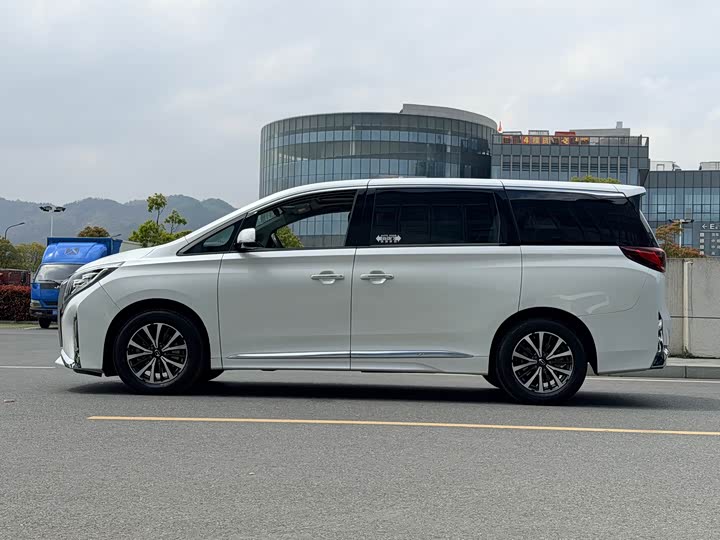 Zdjęcie 7 - GAC Trumpchi M8
