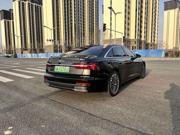 2022 Audi A6L Hybrid