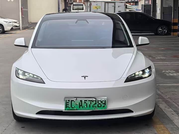Tesla Model 3 2025 2025款 后轮驱动版