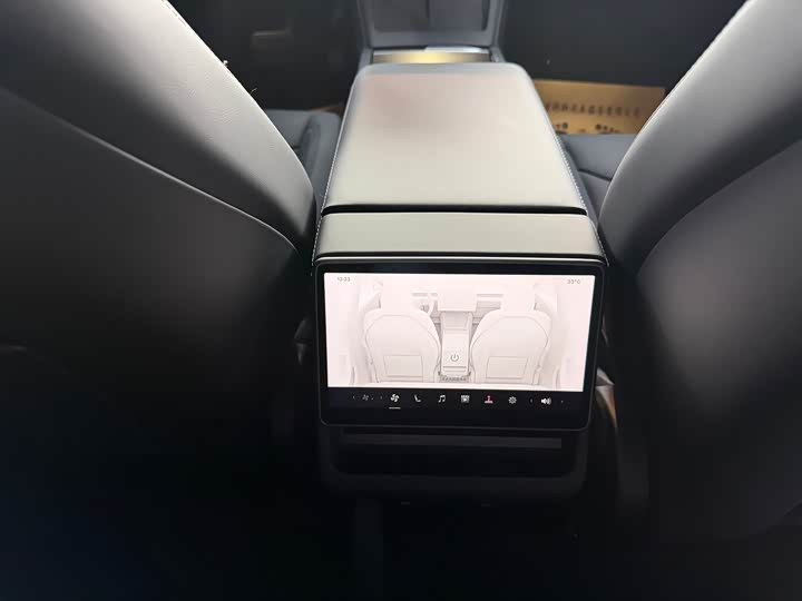 Tesla Model 3 2025 2025款 后轮驱动版