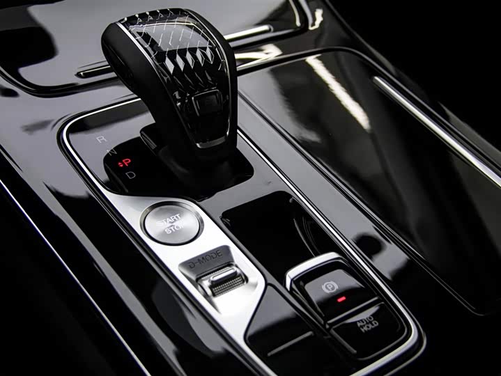 GAC Trumpchi E9 2025 2025款 E9 超级快充 尊享