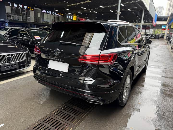 Фото 6 - Volkswagen Touareg