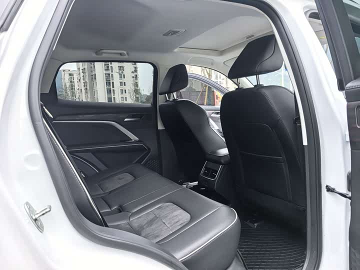 Zdjęcie 9 - Haval H6