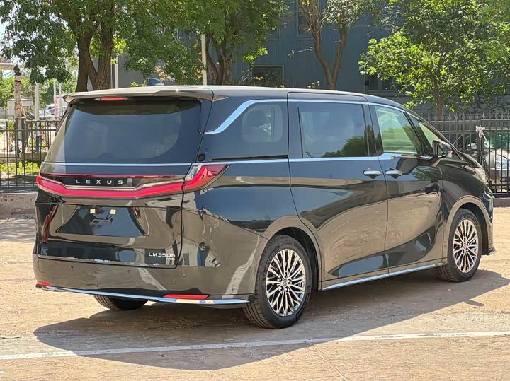 Lexus LM 2025 2025款 350h 七座隽雅版