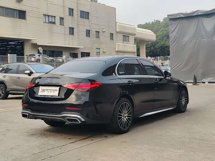 Фото 7 - Mercedes-Benz C-Class