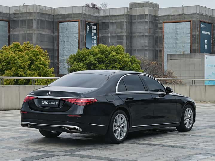 Zdjęcie 4 - Mercedes-Benz S-Class