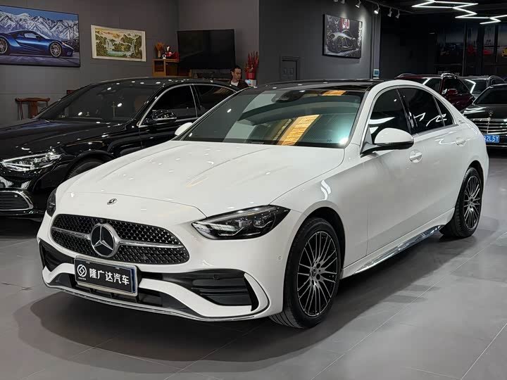 Фото 1 - Mercedes-Benz C-Class