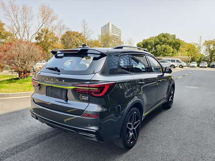 Фото 6 - Roewe RX5