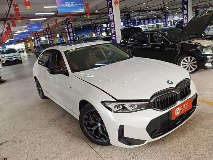 BMW 3 Series 2025 2025款 330Li M运动曜夜套装