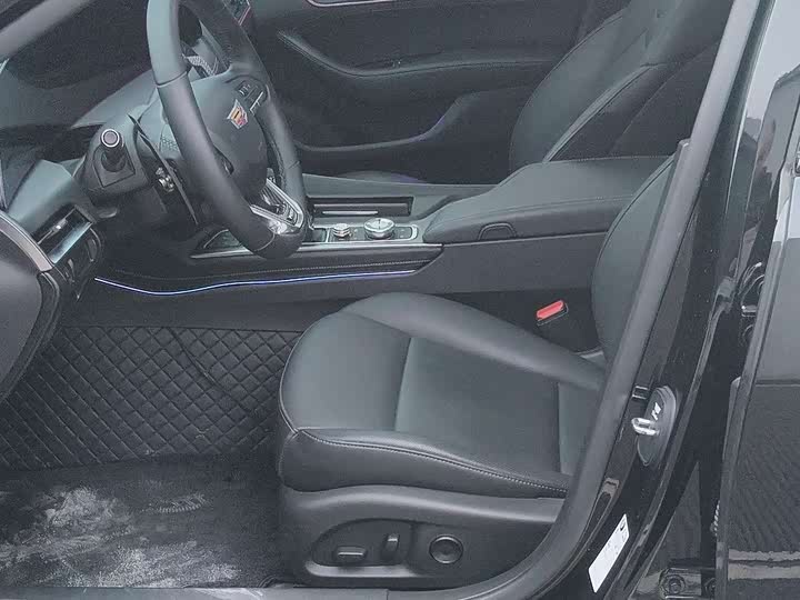 Cadillac CT5 2025 2025款 28T 城市运动版