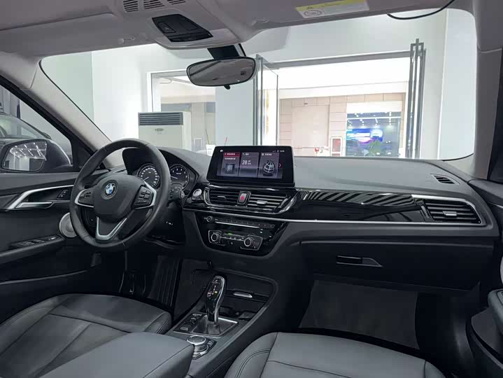 Фото 8 - BMW 1 Series