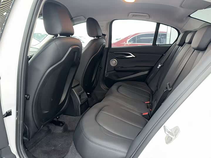 Фото 9 - BMW 1 Series